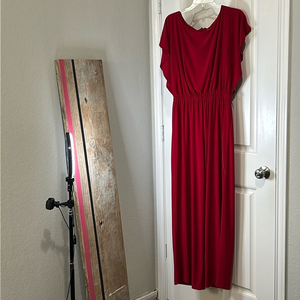 Emma & Michele Women’s Red Jumpsuit Size Medium
